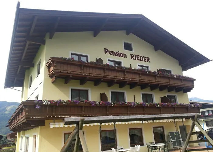 ゲストハウス Rieder 3*