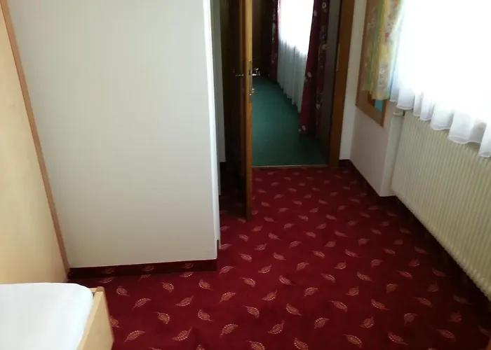 ゲストハウス Rieder カプルーン